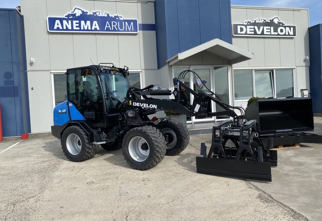 Grijper gekoppeld aan een trekker